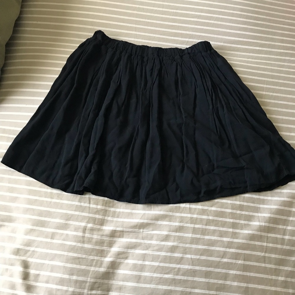 Brandy Melville skirt